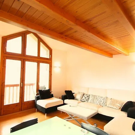 Bosquet Atico En Zona Grandvalira